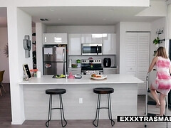 Belleza, Tetas grandes, Garganta profunda, Corridas faciales, Hd, Natural, Orgasmo, Adolescente