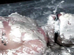 Садо мазо, Большие сиськи, Бондаж, Брюнетки, Фетиш, Тату, Втроем, Игрушки