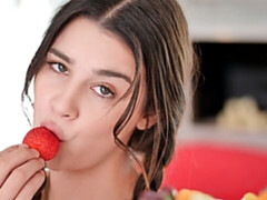 Enthousiasteling, Grote lul, Pijpbeurt, Likken, Natuurlijke tieten, Geschoren, Mager, Tiener