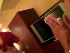 Любители, Жопа, Большая жопа, Большие сиськи, Групповуха, Латиноамериканки, Пирсинг, Тату