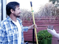 Vollbusig, Klassisch, Hundestellung, Hardcore, Im freien, Muschi, Jungendliche (18+), Flotter dreier