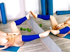 Club, Femelle, Fétiche, Gym, Hd, Masturbation, Rousse roux, Nénés