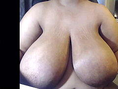 Africain, Noire, Européenne, Mère que j'aimerais baiser, Maman, Mamelons