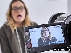 Gros seins, Femme couguar, 2 femmes 1 homme, Mère que j'aimerais baiser, Orgasme, Belle mère, Adolescente, Plan cul à trois