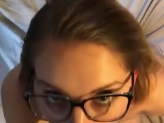 Blonde, Sucer une bite, Tir de sperme, Queue, Faciale, Petite femme, Pov, Adolescente