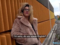 Mamada, Gafas, Sexo duro, Dinero, Al aire libre, Pov, Público, Coño