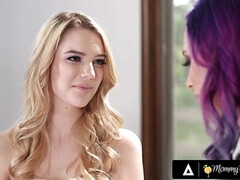 18 летние, Большие сиськи, Грудастые, Зрелые, Милф, Мамочка, Молоденькие, Сиськи