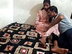 18 ans, Asiatique, Bisexuelle, Noire, Hd, Indienne, Embrassement, Mature