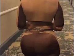 Negro, Ébano, Público