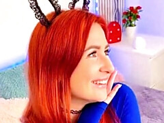 Arsch, Grosser arsch, Grosse titten, Jeans, Nackt, Rotschopf