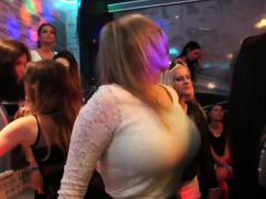 Blond, Pijpbeurt, Bruinharig, Naakte man aangeklede vrouw, Groep, Hd