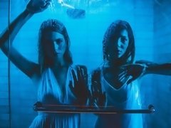 Блондинки, Сперма во рту, Семяизвержение, Собачьи, Две девушки, Мастурбация, Тату, Молоденькие