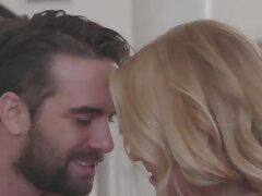 Culo grande, Verga grande, Tetas grandes, Rubia, Corridas, Sexo duro, Madres para coger