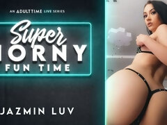 Жопа, Бикини, Брюнетки, Дилдо, Большие дырки, Стриптизерша, Молоденькие, Вебкамера