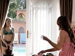 Большие сиськи, Семья, Лесбиянка, Лизание, Зрелые, Милф, Киски, Мачеха