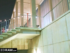 18 años, Verga grande, Morena, Polla, Hotel, Interracial, Lamidas, Montar