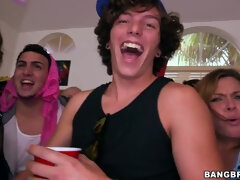 アジア人, デカパイ, ブロンド, イく瞬間, グループ, オージー, ポルノスター, 公共