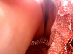 Femelle, Doigter, Orgasme, Petite femme, Public, Chatte, Solo, Adolescente