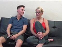 Tetas grandes, Rubia, Mamada, Madura, Pajear, Enorme, Verga enorme, Mamá