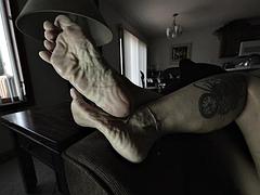 Pieds, Fétiche, Fétiche des pieds, Masturbation, Mature, Mère que j'aimerais baiser, Pov