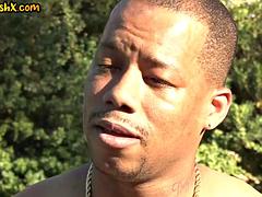 Любители, Минет, Камелтое, Фетиш, Волосатые, Межрасовый секс, На природе, Развязные