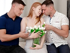 18 jahre, Grosser arsch, Grosser schwanz, Blasen, Doppelpenetration, Rotschopf, Dürr, Jungendliche (18+)