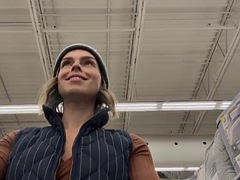 Enthousiasteling, Bruinharig, Hardcore, Buiten, Openbaar, Tieten likken, Speelgoed, Vibrator