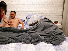 Leie, Grosser arsch, Bisexuell, Blasen, Braunhaarige, Schwanz, Lesbisch, Flotter dreier