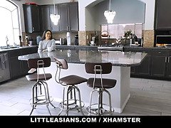 アジア人, デカ尻, 黒人, Hd, 下着, 淫乱熟女, 叫ぶ, 義母