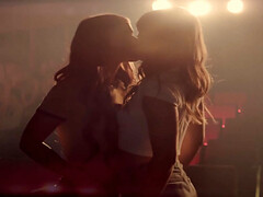 Брюнетки, Пальцем, Лесбиянка, Лизание, Киски, Сиськи