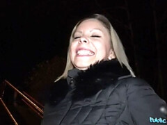 Leie, Betrug, Paar, Hundestellung, Aufs gesicht abspritzen, Handjob, Im freien, Pov