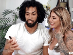 Leie, Bikini, Blondine, Würgen, Absätze, Lecken, Piercing, Muschi