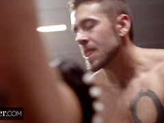 Lieveling, Blond, Pijpbeurt, Dubbele penetratie, Hardcore, Pornster, Kut duiken, Rijden