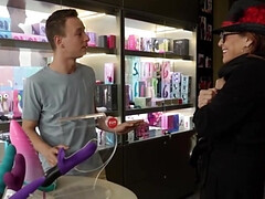 Tussi, Vollbusig, Kitzler, Geile alte tussi, Hd, Lingerie, Reif, Milf