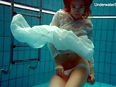 チェコ, 女, Hd, 小柄, 公共, ティーン, オッパイの, 水中