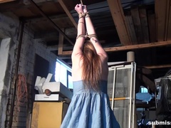 Botas, Vestidas, Atada