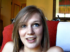 18 jahre, Bikini, Blasen, Kehlenfick, Handjob, Masturbation, Zierlich, Jungendliche (18+)