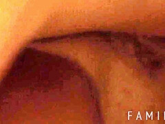 Amerikanisch, Arsch, Braunhaarige, Familie, Handjob, Küssen, Lecken, Muschi