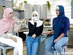 Grosser arsch, Grosser schwanz, Grosse titten, Blasen, Hundestellung, Gruppe