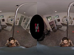 En tercera dimension, Gorda, Tetas grandes, Rubia, Realidad, Tetas