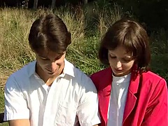 Blonde, Brunette brune, Tir de sperme, Européenne, Léchez, Softcore, Adolescente, Nénés