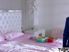 Cul, Cul à la bouche, Chambre à dormir, Sucer une bite, Couple, Hard, Embrassement, Jouets