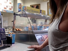 素人, デカパイ, 巨乳な, 露出狂, 淫乱熟女, 公共, ガリガリ, オッパイの