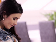 Anal, Mamada, Morena, Checa, Estilo perrito, Penetracion con dedos, Hd, Adolescente