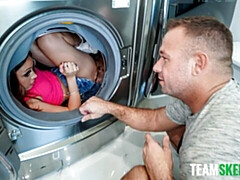 18 años, Culo, Verga grande, Mamada, Estilo perrito, Tetas naturales, Flaco, Adolescente