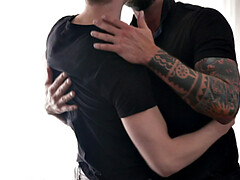 Anaal, Gapende, Homo, Harig, Zoenen, Rijpe lesbienne, Mager, Tatoeage