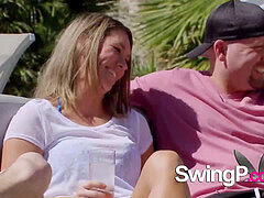 Blasen, Paar, Gruppe, Reif, Party, Pool, Öffentlich, Realität