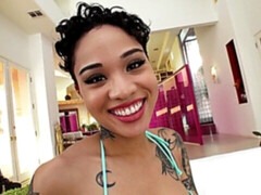 Grote kont, Bruinharig, Zwart, Vingeren, Masturbatie, Natuurlijke tieten, Alleen, Speelgoed