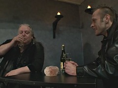 Sadomasoquismo, Verga grande, Tetas grandes, Mamada, Alemán, Tetas