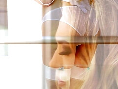 Blonde MILF Kagney Linn Karter Squeals As She Gets Plowed - doggystyle hardcore